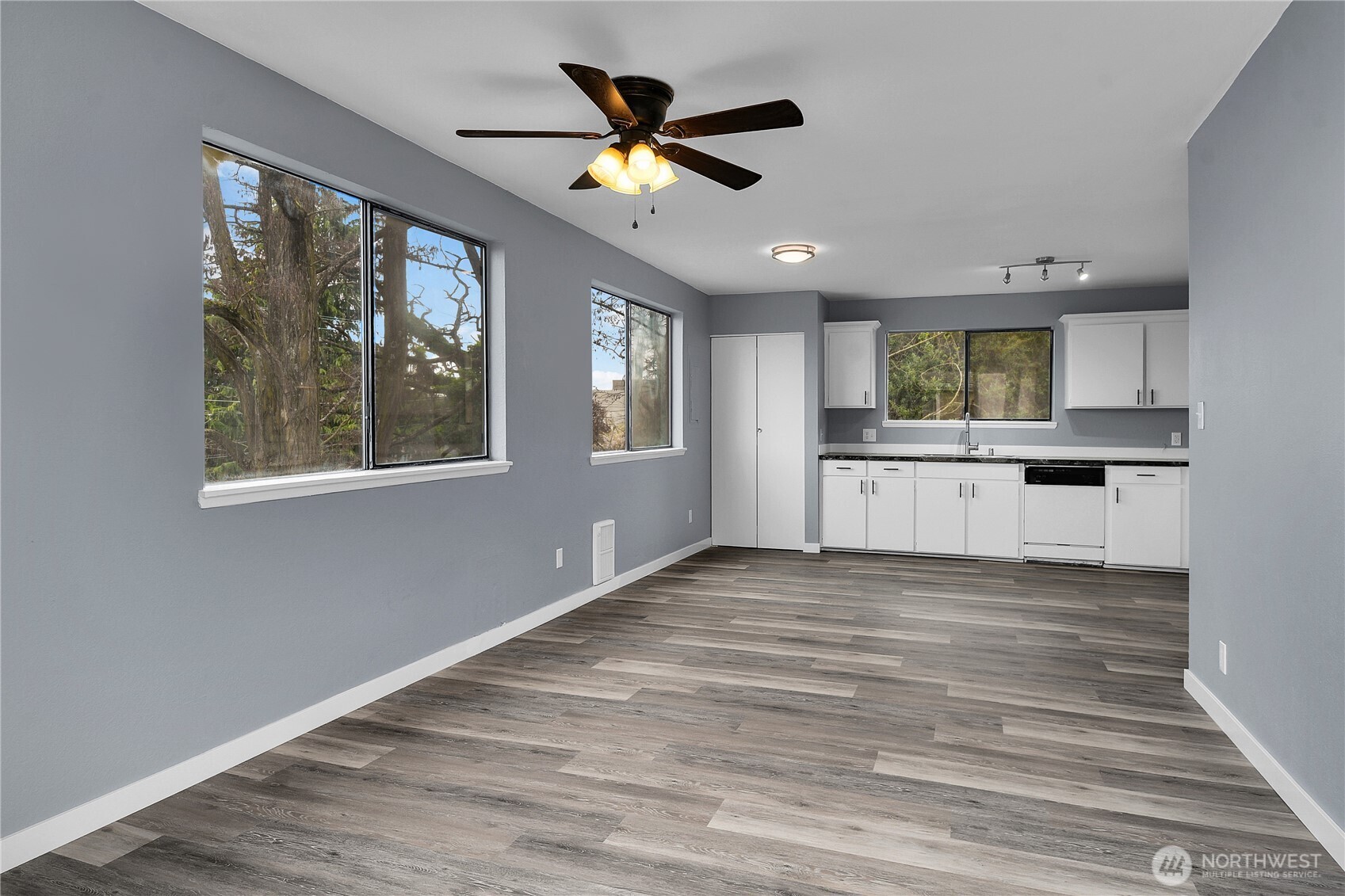 338 16th Avenue #B, Seattle, WA 98122