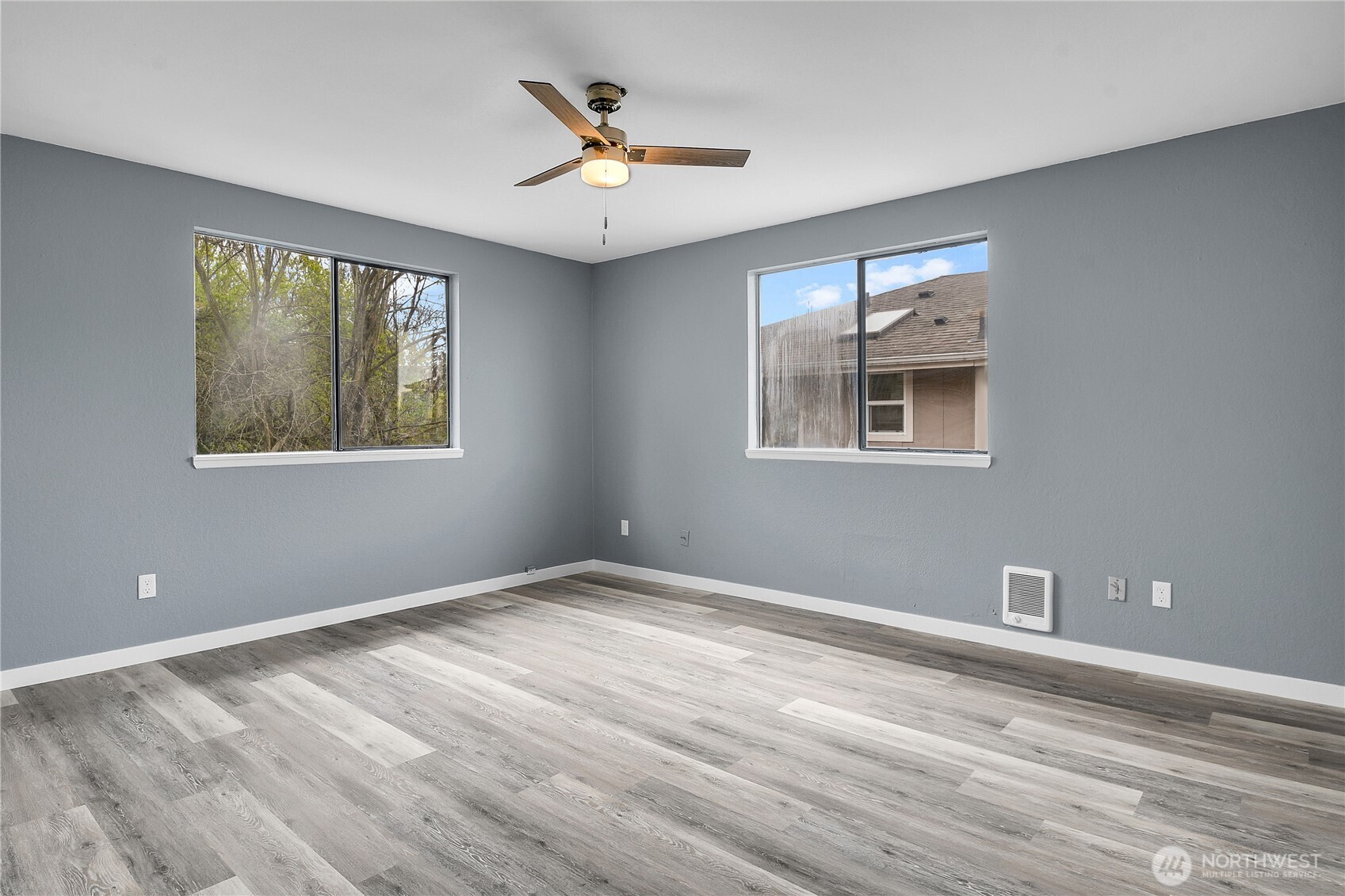 338 16th Avenue #B, Seattle, WA 98122