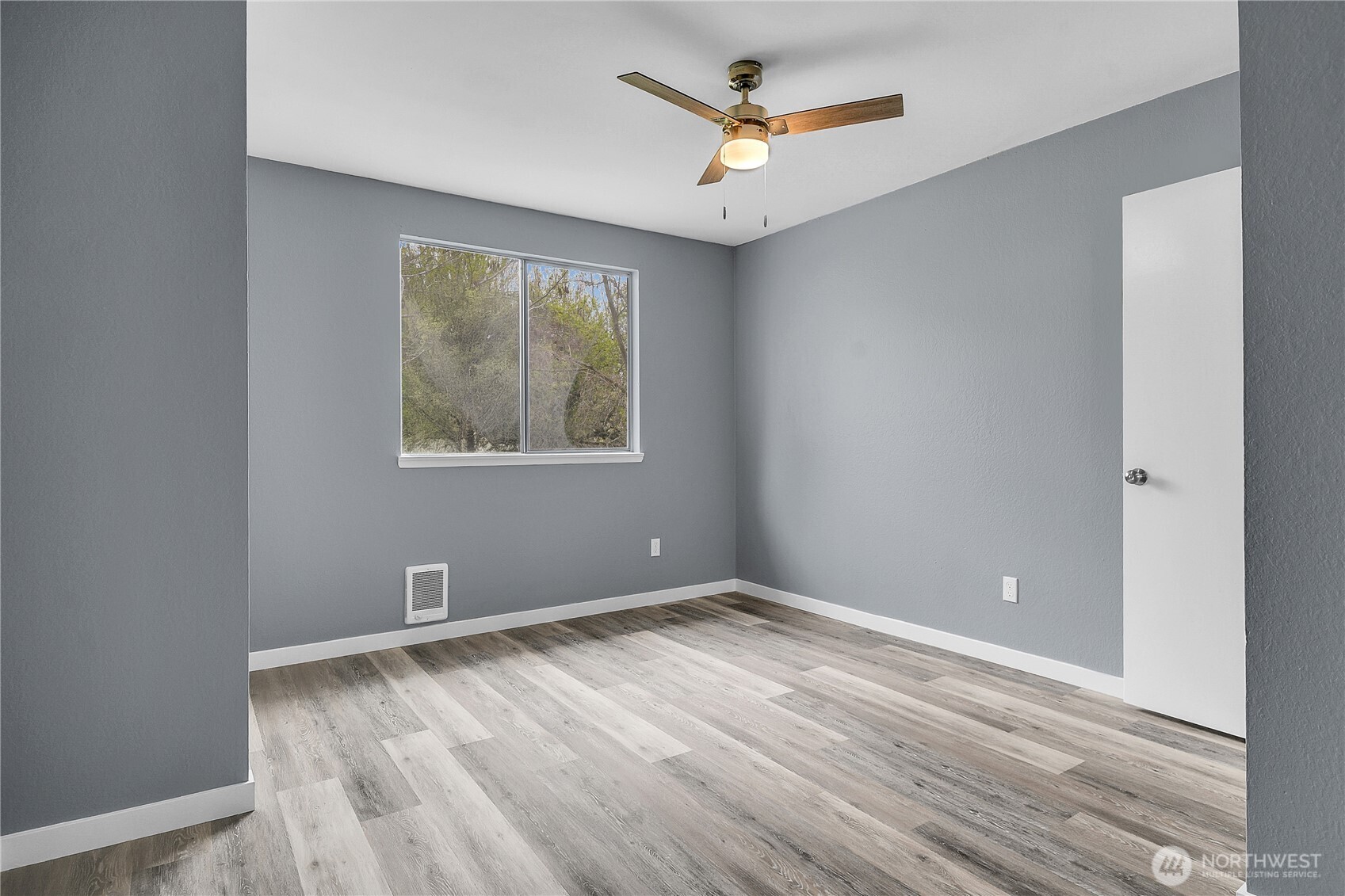 338 16th Avenue #B, Seattle, WA 98122