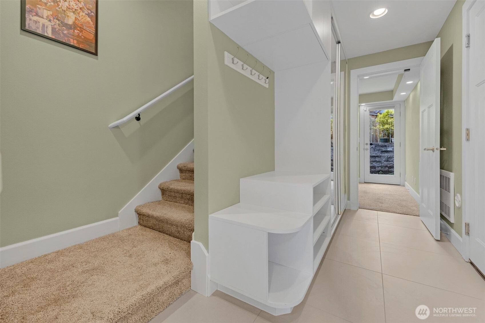 2118 W Ruffner Street , Seattle, WA 98199