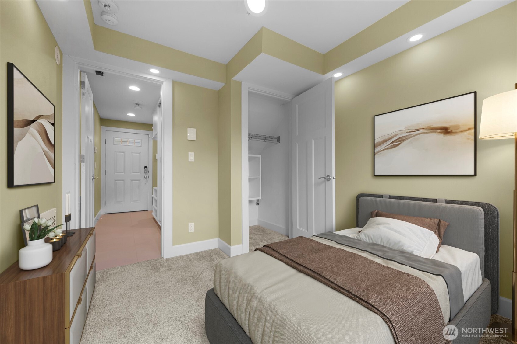 2118 W Ruffner Street , Seattle, WA 98199