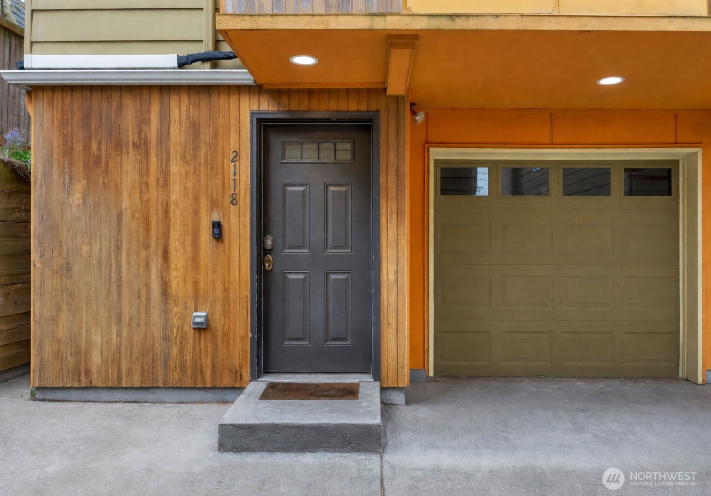 2118 W Ruffner Street , Seattle, WA 98199