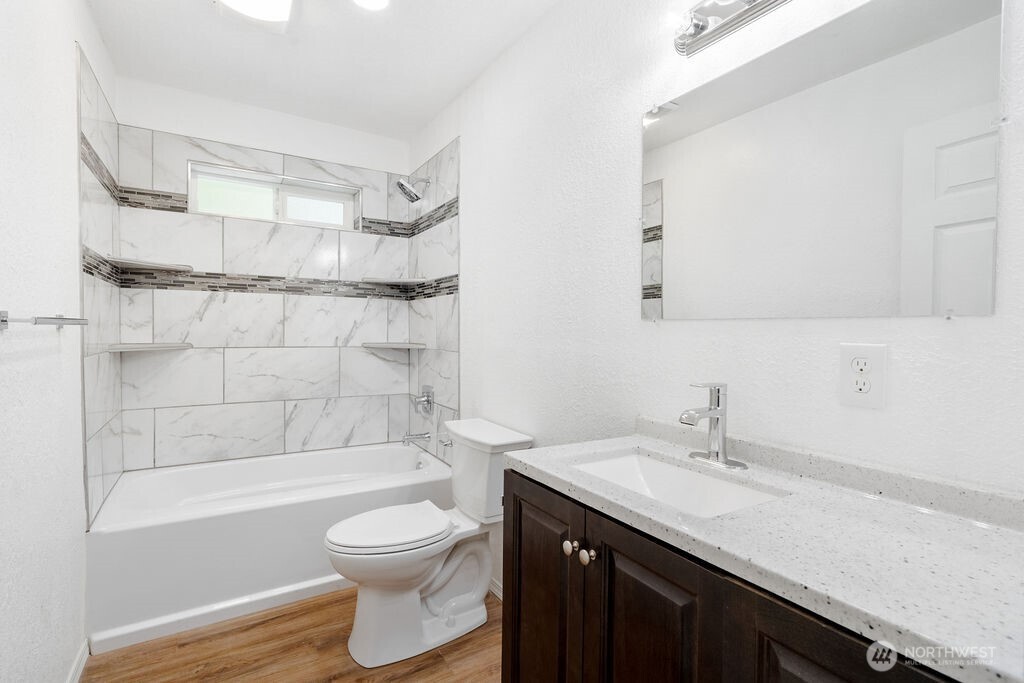 13 Barrett Road W, Montesano, WA 98563