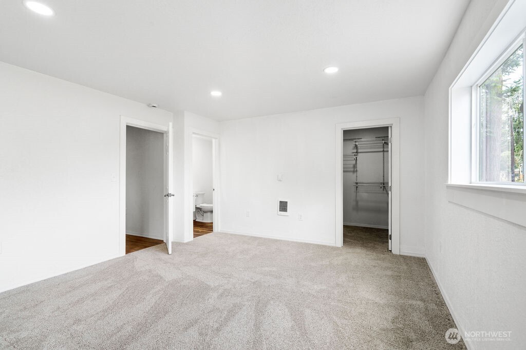 13 Barrett Road W, Montesano, WA 98563