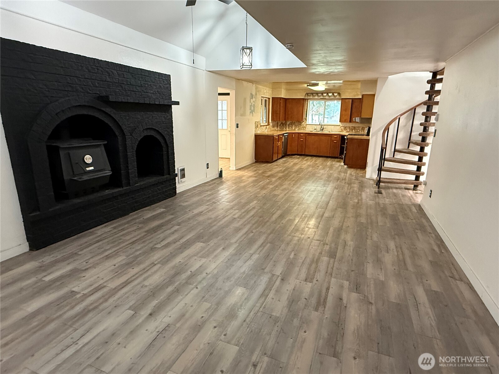 22302 30th Avenue E, Spanaway, WA 98387