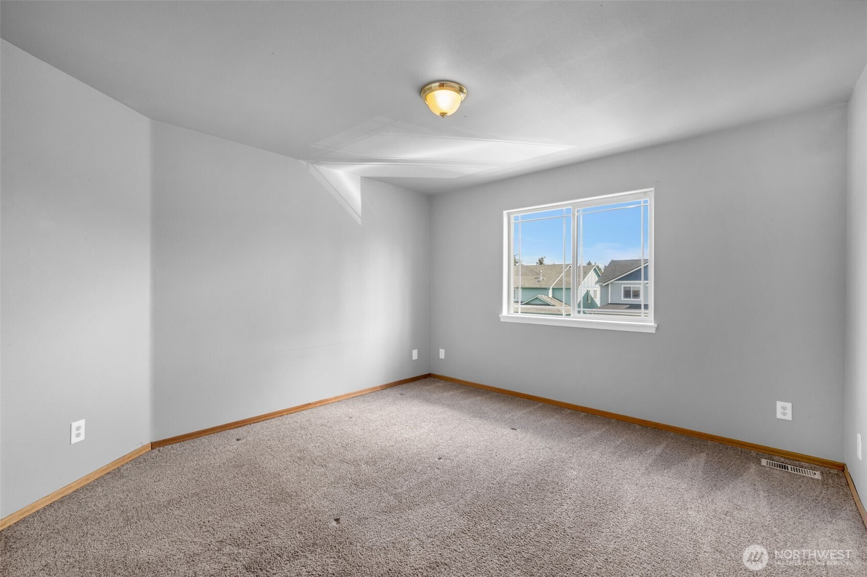 13308 108th Avenue E, Puyallup, WA 98374