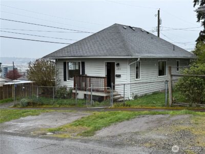 2815 S D Street , Tacoma, WA 98402-1105