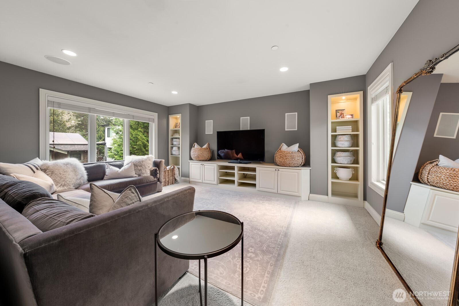 3424 97th Avenue SE, Mercer Island, WA 98040