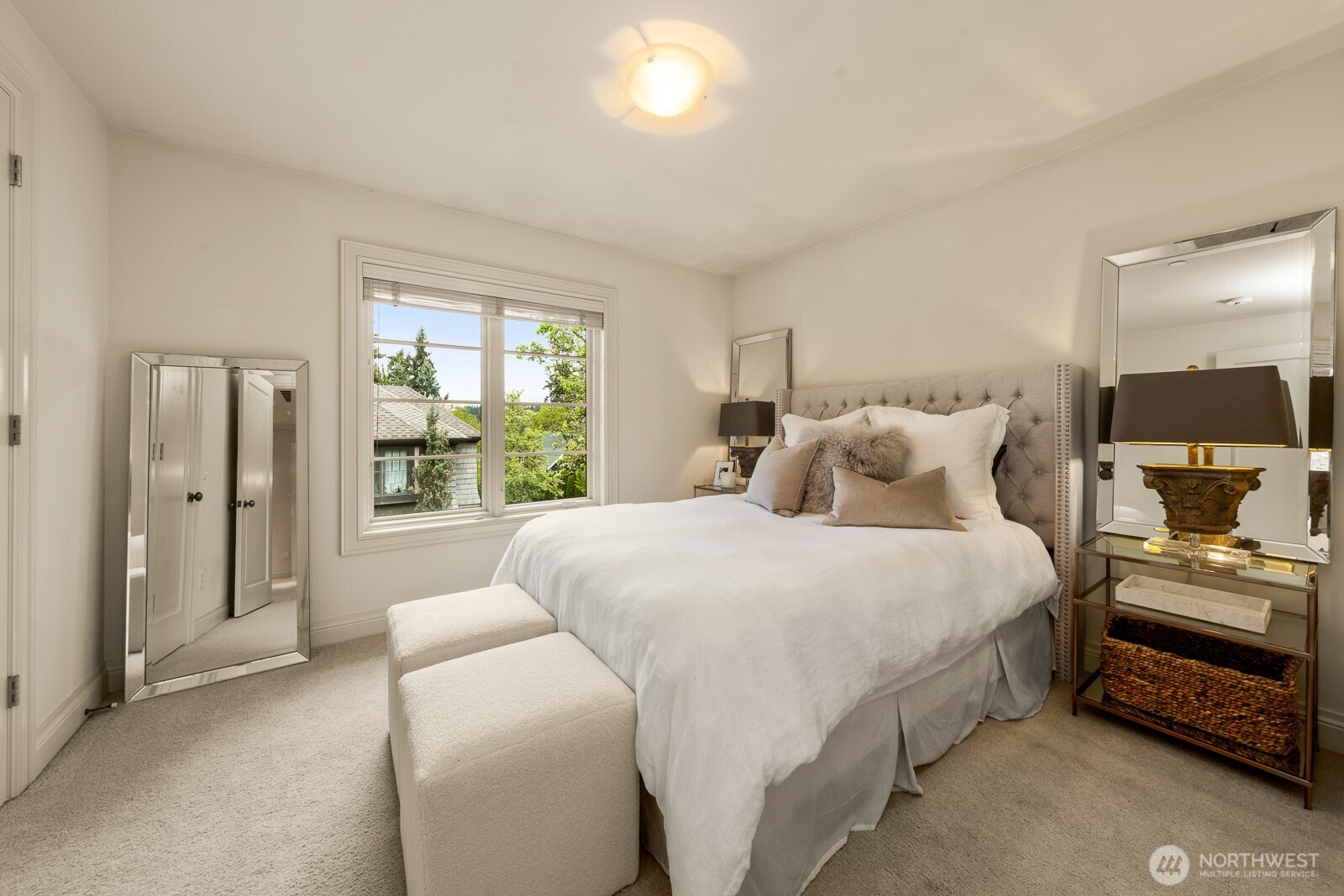 3424 97th Avenue SE, Mercer Island, WA 98040