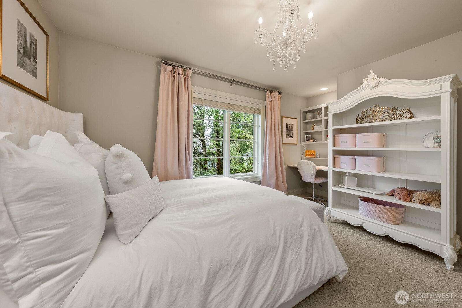 3424 97th Avenue SE, Mercer Island, WA 98040