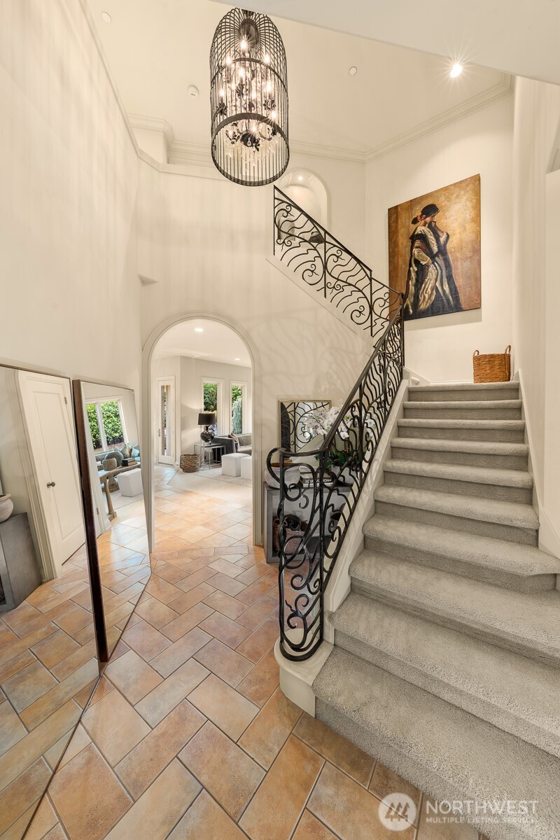 3424 97th Avenue SE, Mercer Island, WA 98040