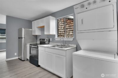 324 26TH Avenue S, Seattle, WA 98144