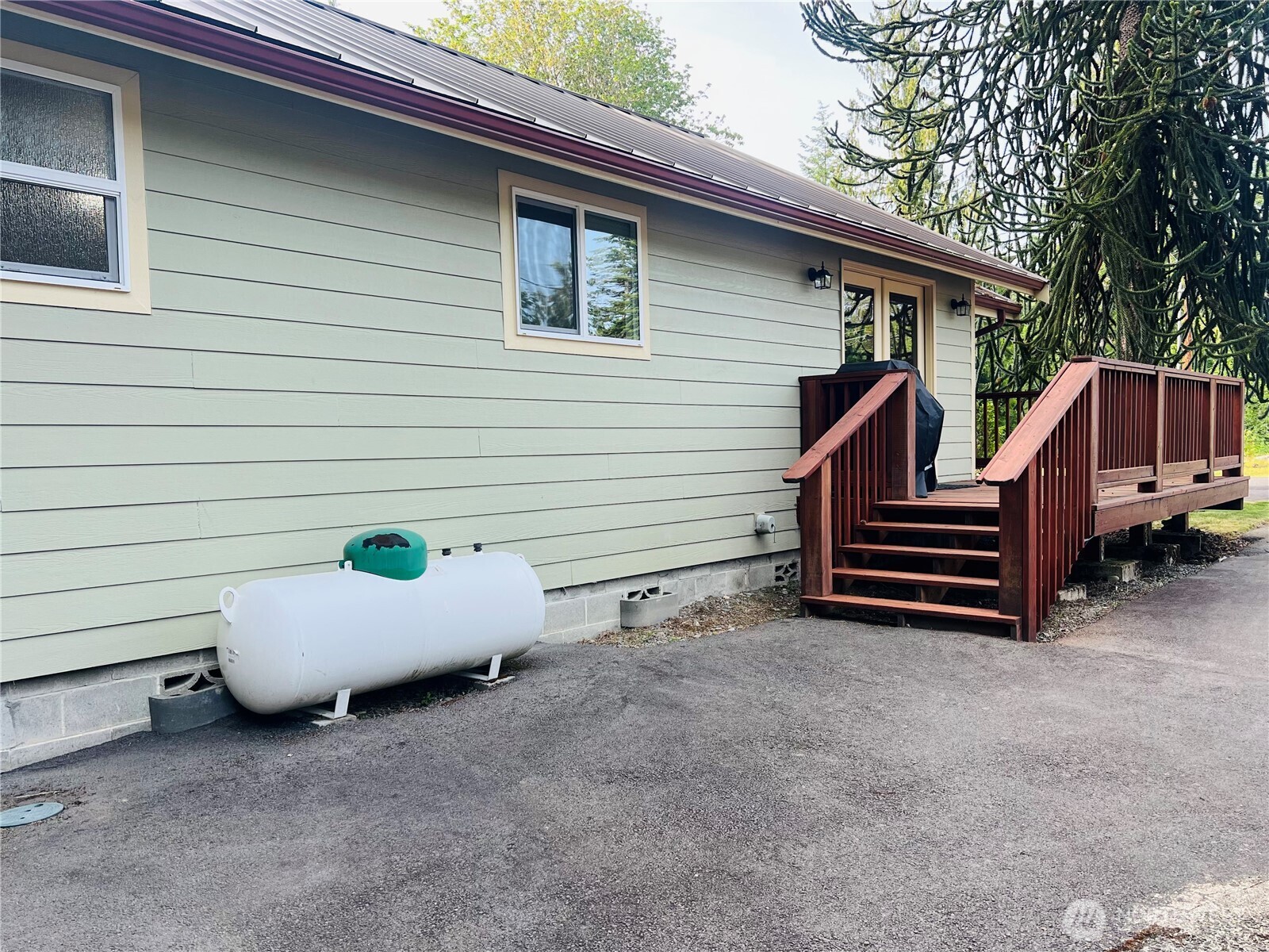 601 Mountain Trail Road , Brinnon, WA 98320
