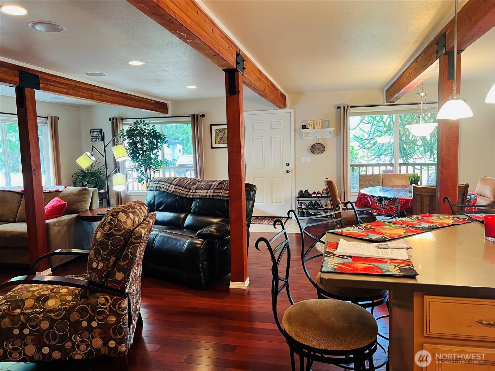 601 Mountain Trail Road , Brinnon, WA 98320