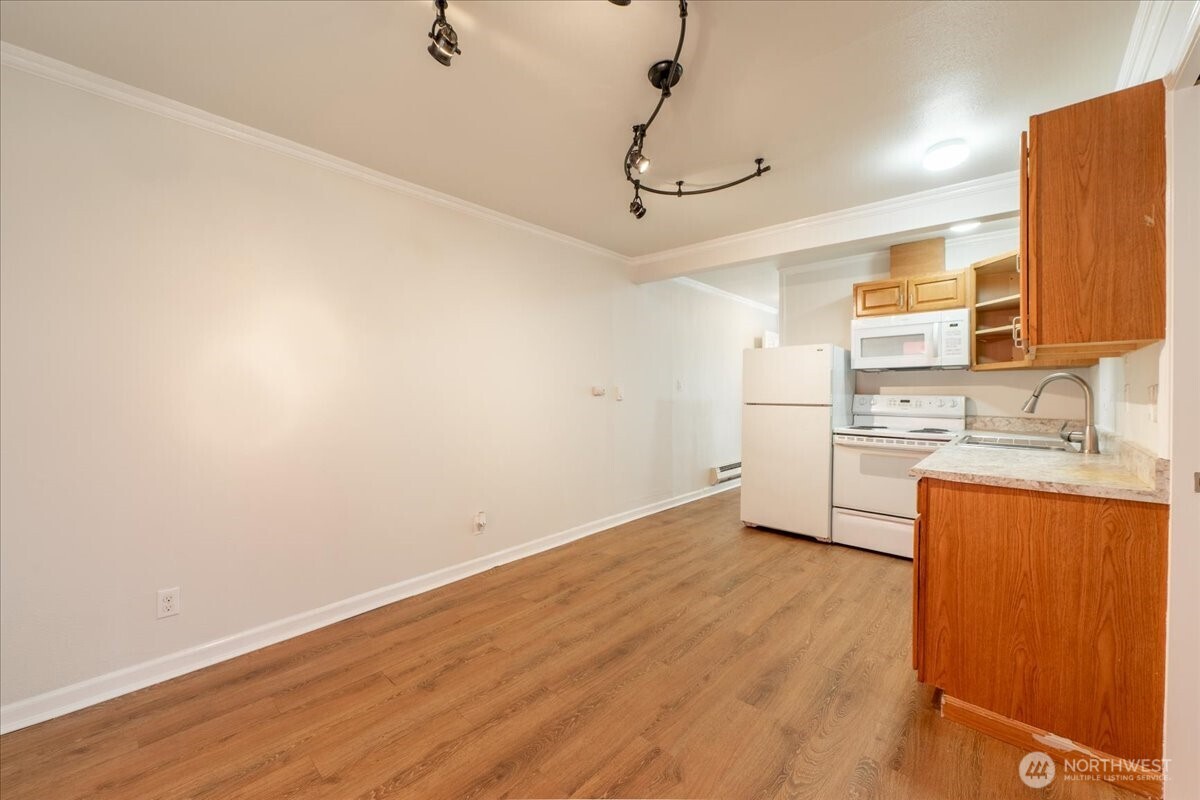 3305 NE 125th Street , Seattle, WA 98125