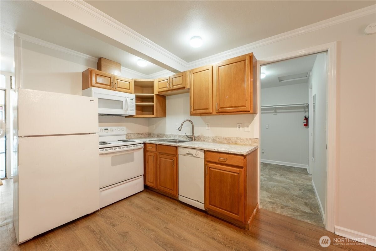 3305 NE 125th Street , Seattle, WA 98125