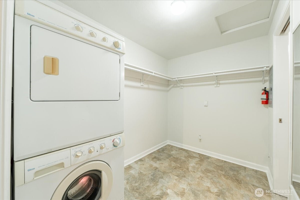 3305 NE 125th Street , Seattle, WA 98125