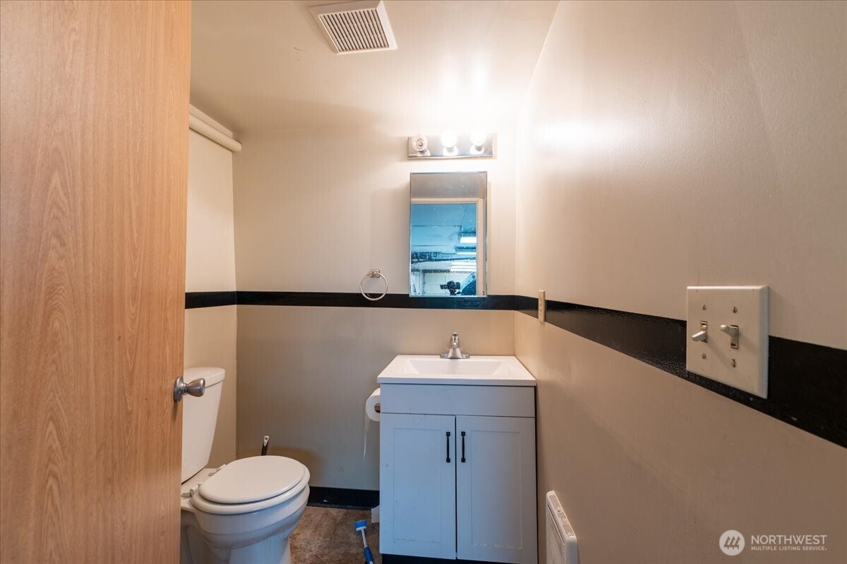 3305 NE 125th Street , Seattle, WA 98125