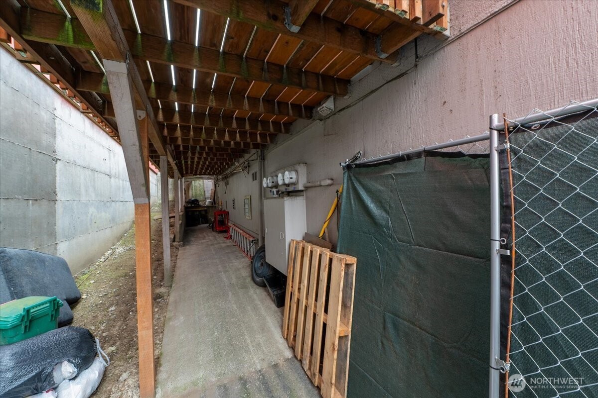 3305 NE 125th Street , Seattle, WA 98125