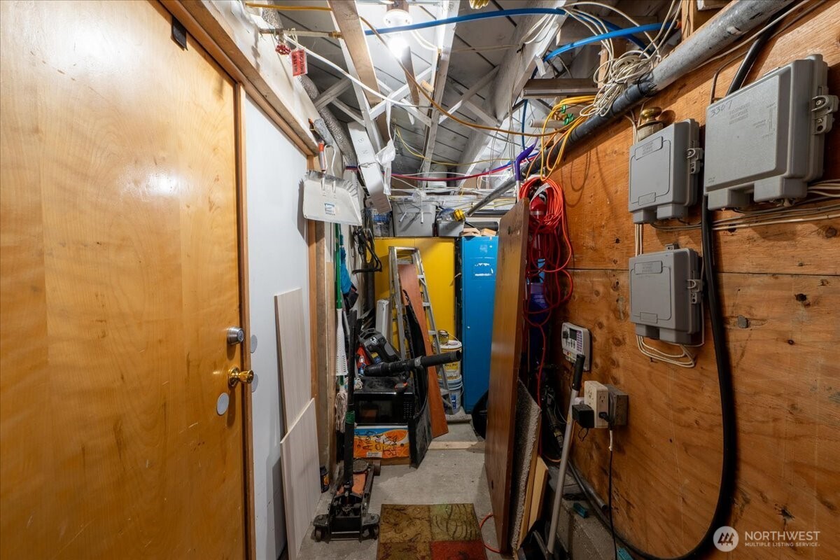 3305 NE 125th Street , Seattle, WA 98125