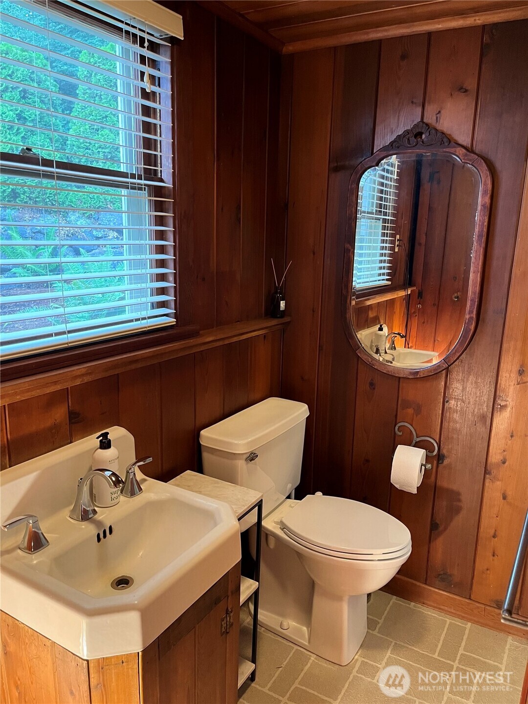 10427 Powell Drive NW, Gig Harbor, WA 98335