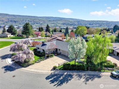 2629 Lemaister Avenue , Wenatchee, WA 98801