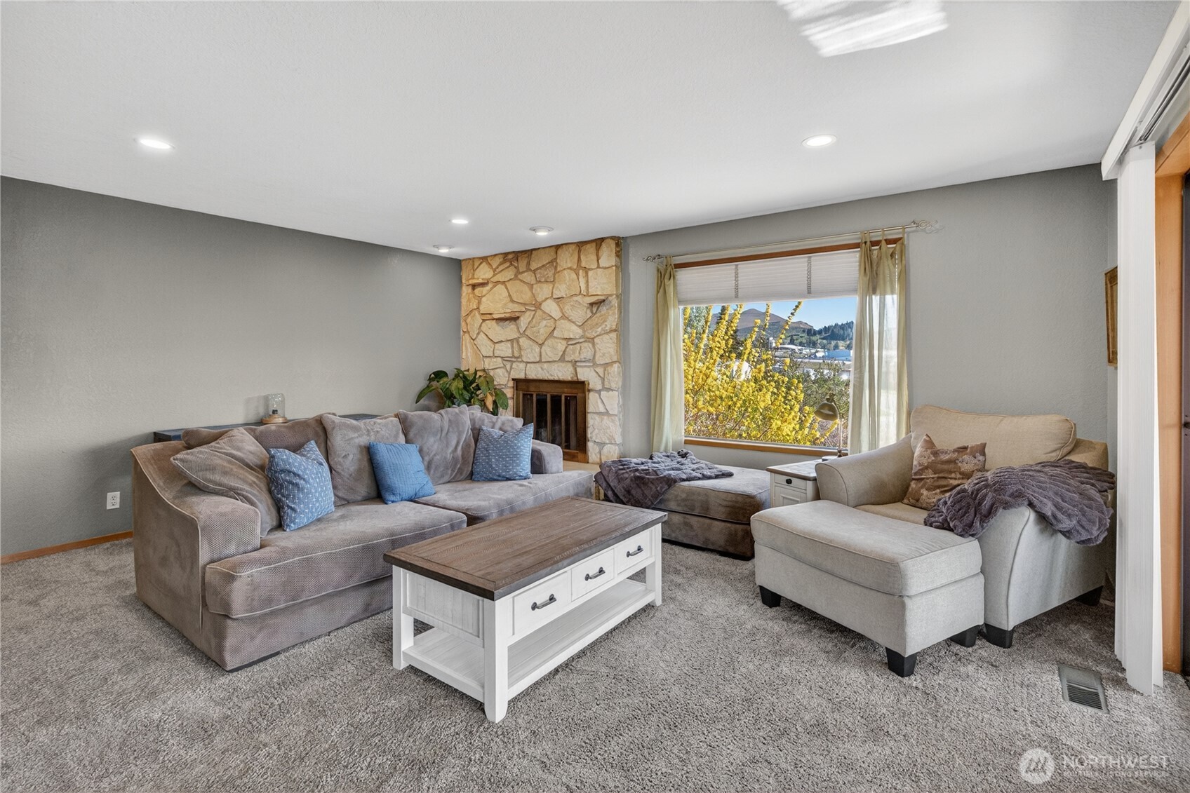 2629 Lemaister Avenue , Wenatchee, WA 98801