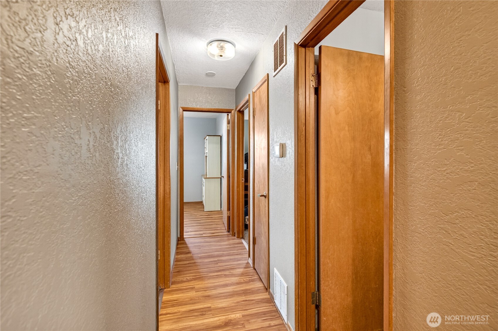2629 Lemaister Avenue , Wenatchee, WA 98801