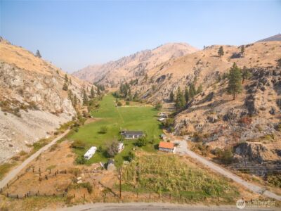 2560 Antione Creek , Chelan, WA 98816