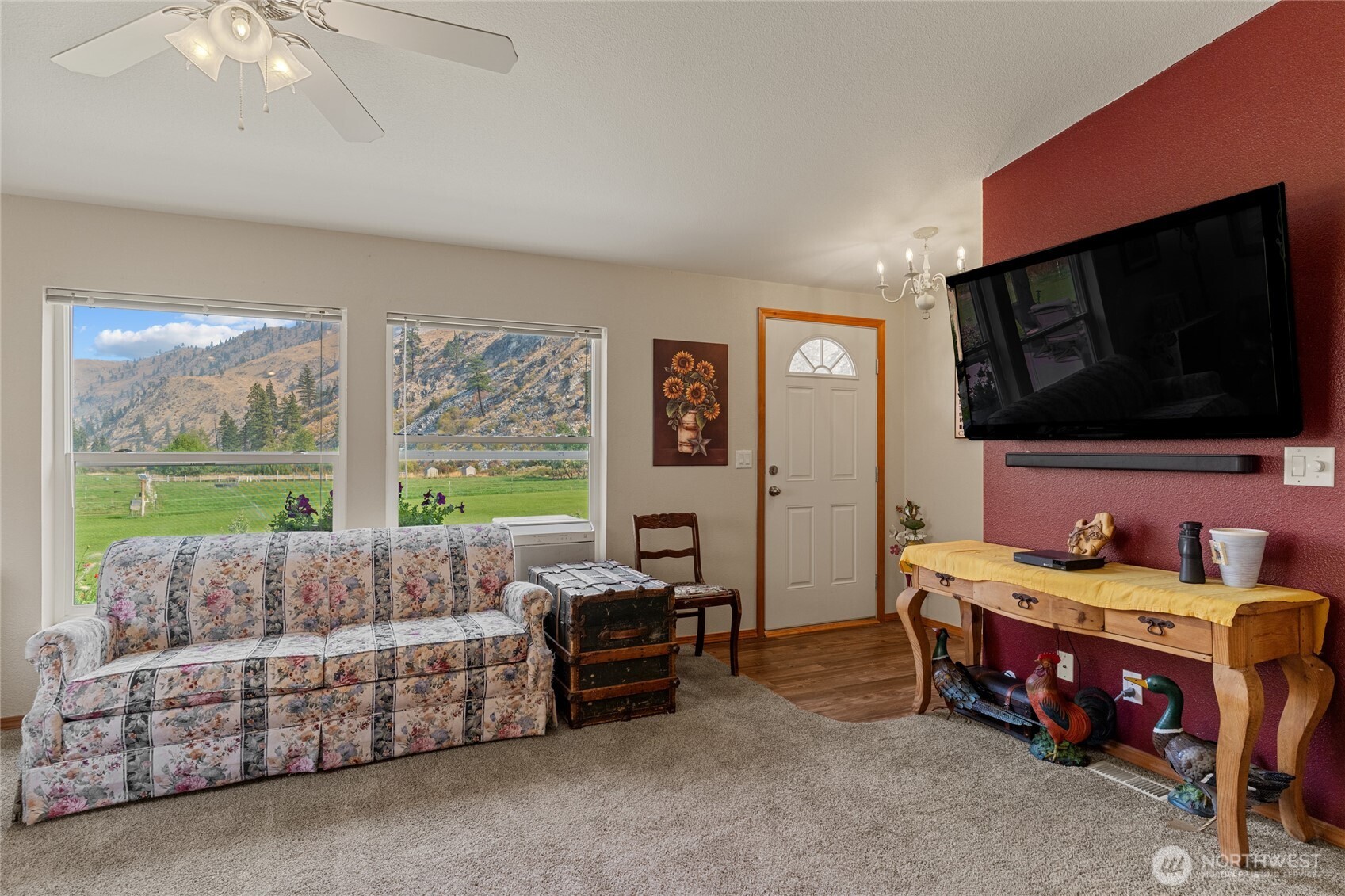 2560 Antione Creek , Chelan, WA 98816