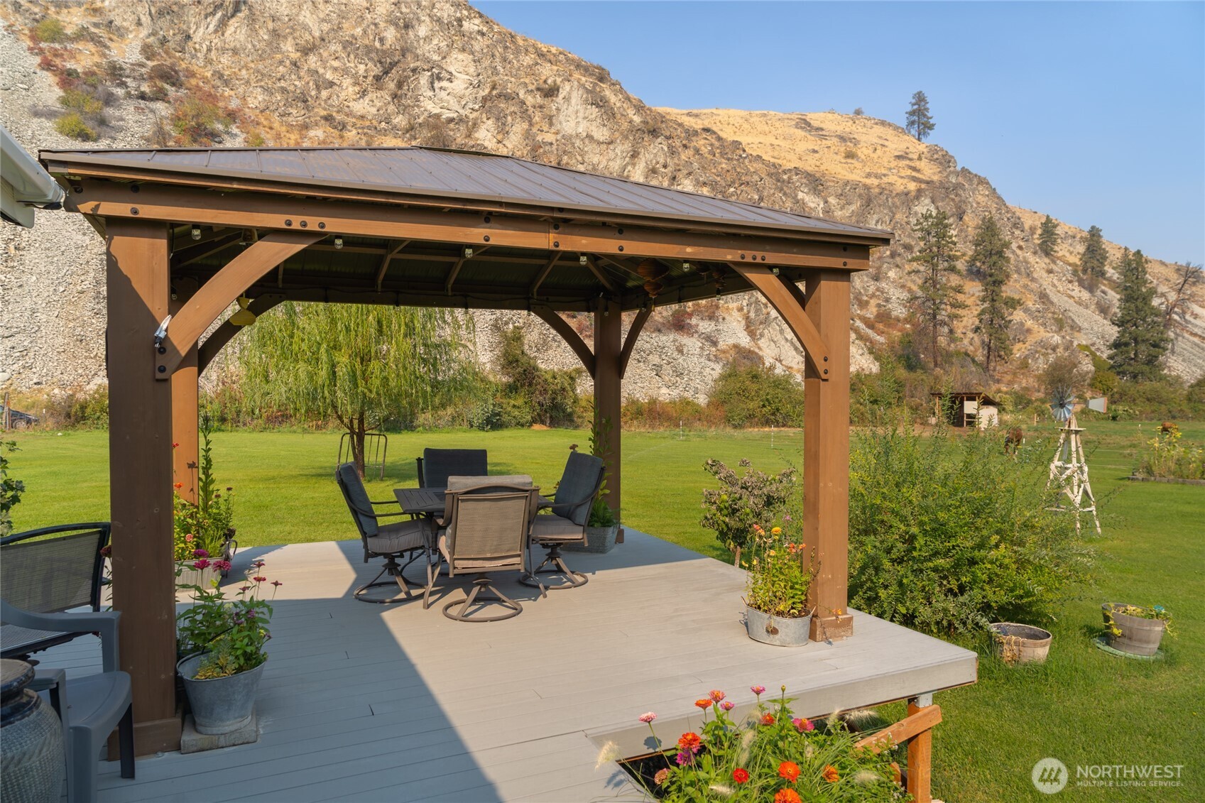 2560 Antione Creek , Chelan, WA 98816