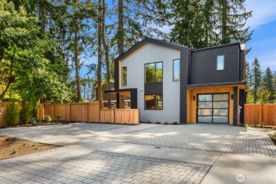 12249 NE 66TH Street , Kirkland, WA 98033