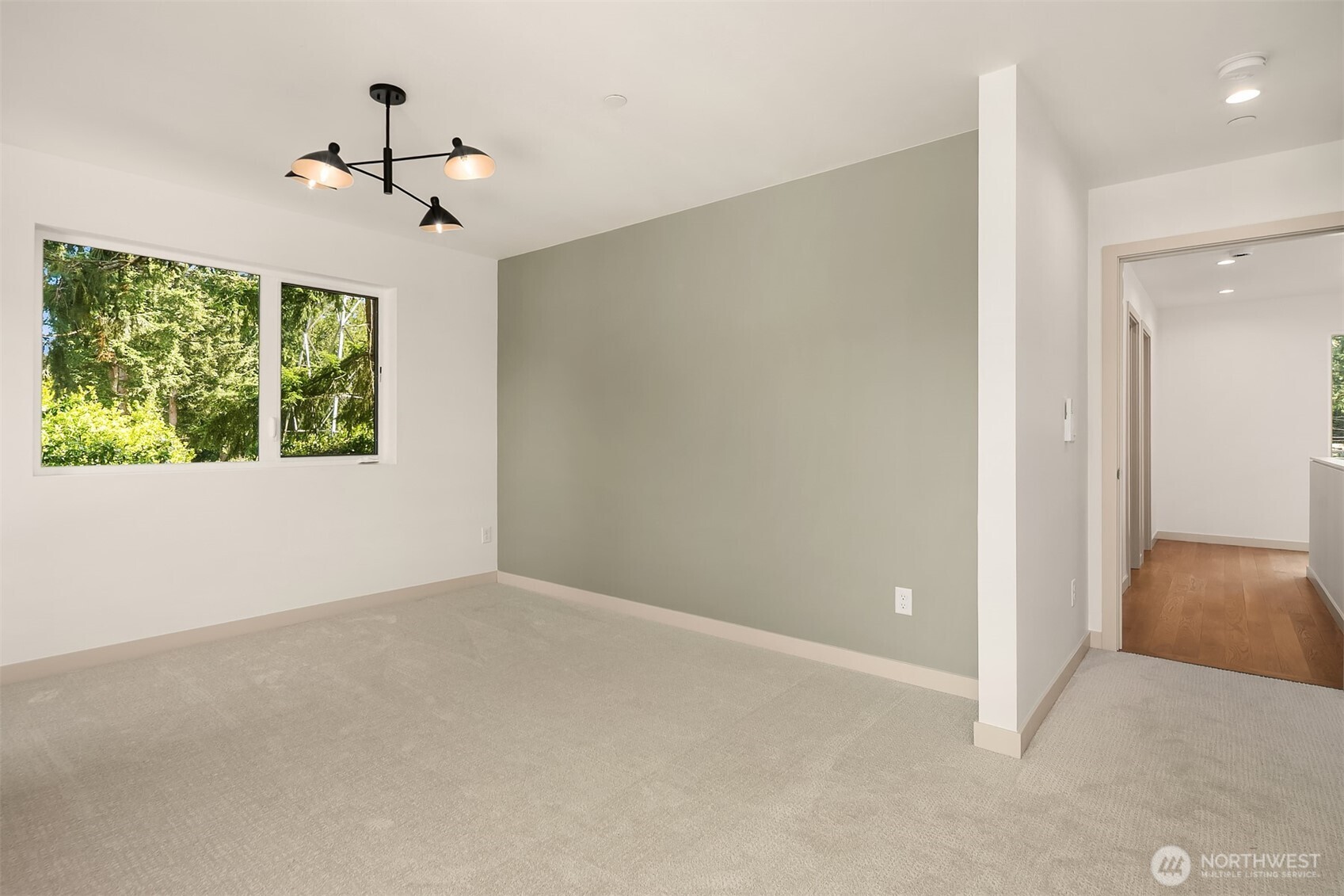 12249 NE 66TH Street , Kirkland, WA 98033