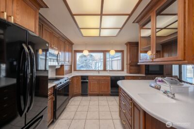 939 S Laguna Drive , Moses Lake, WA 98837 - Photo 10