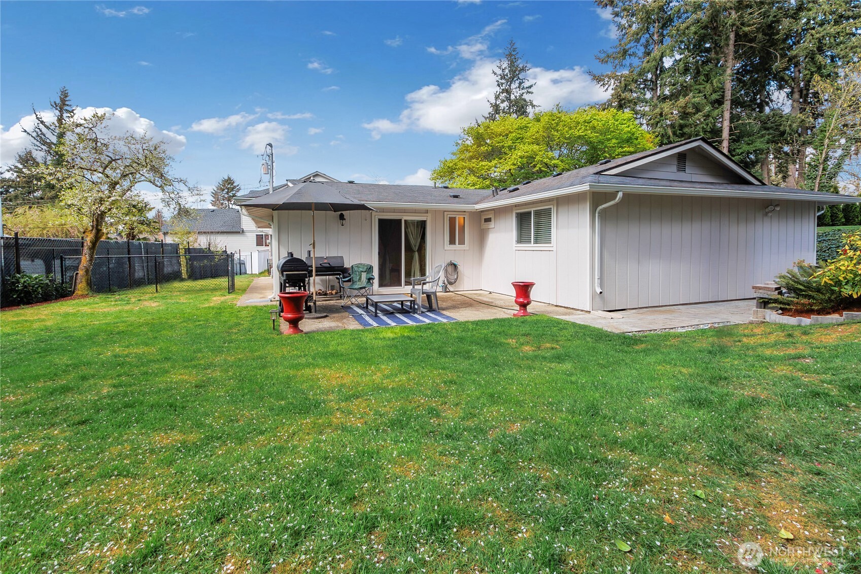 10102 99th St SW , Lakewood, WA 98498