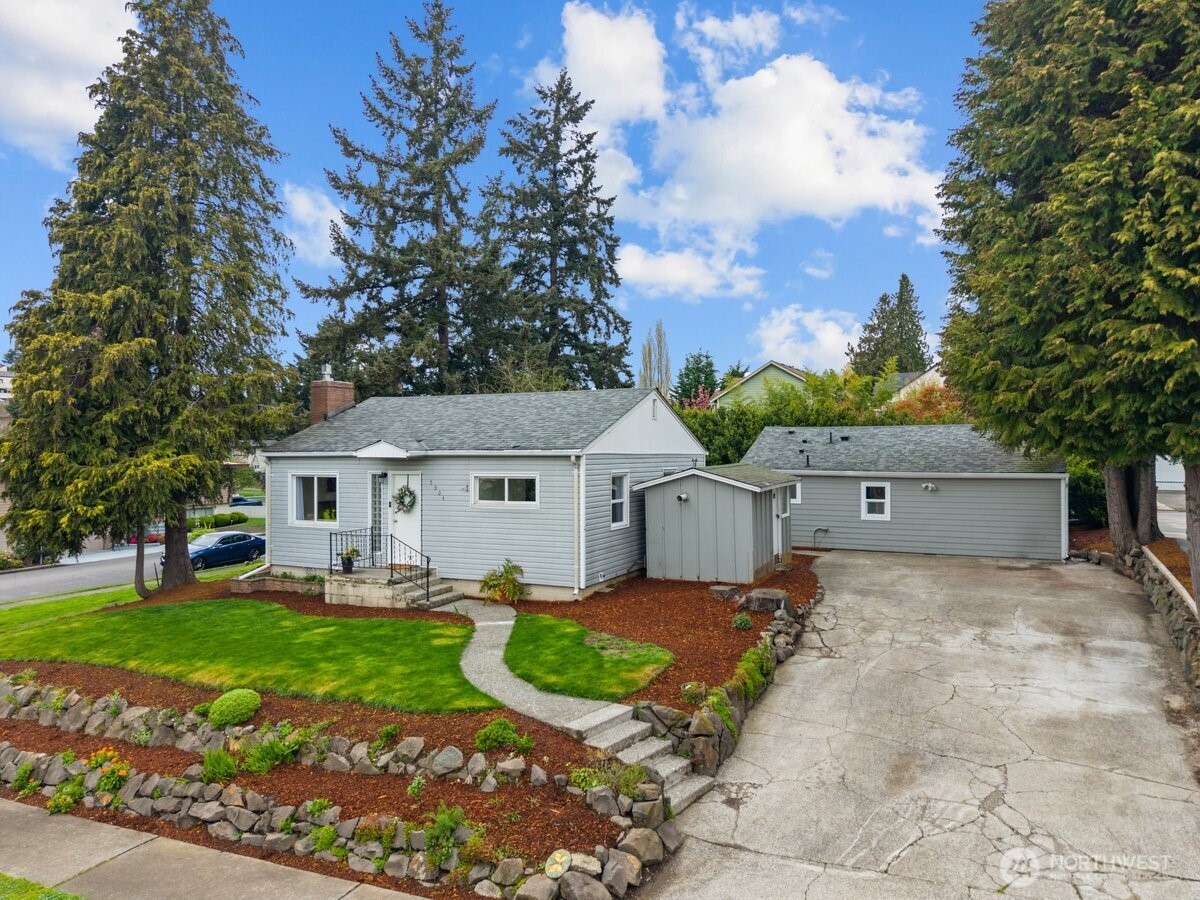 5904 S 149th Street , Tukwila, WA 98168-2150