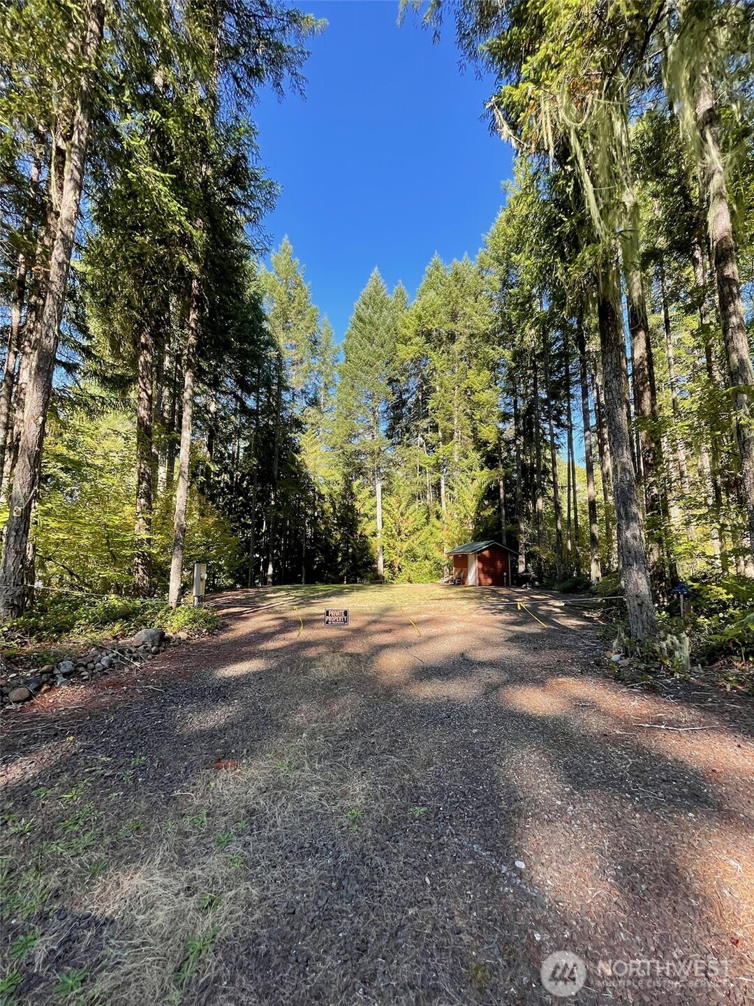 20 Oxbow Place , Hoodsport, WA 98548