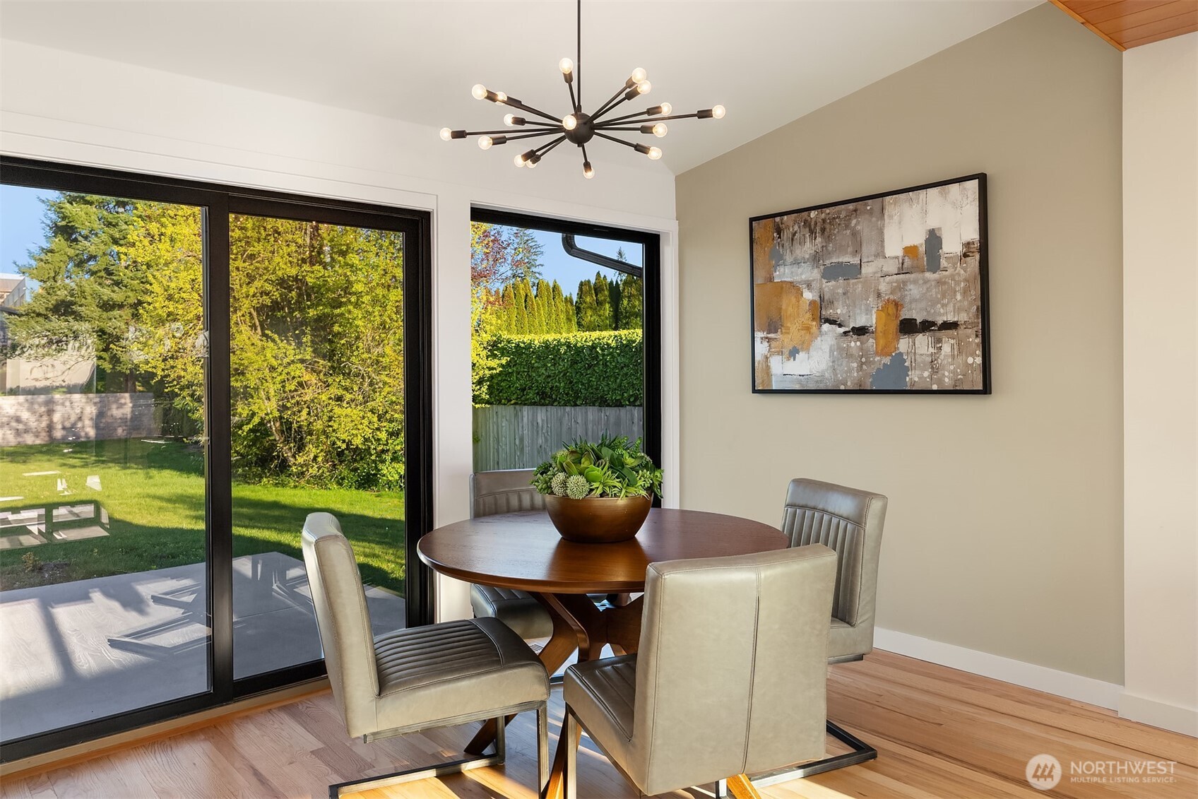 2032 123rd Avenue SE, Bellevue, WA 98005