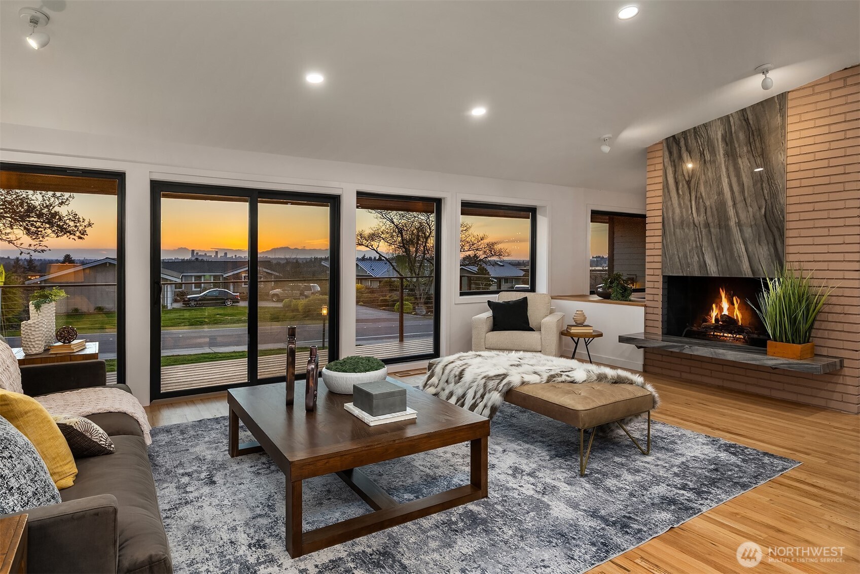 2032 123rd Avenue SE, Bellevue, WA 98005