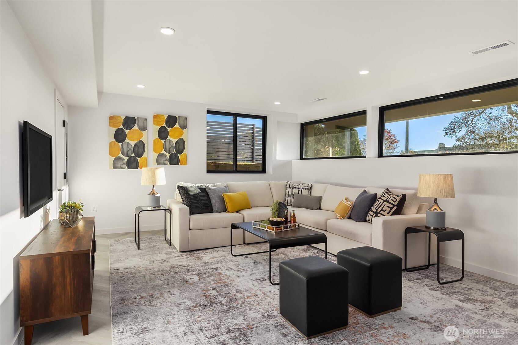 2032 123rd Avenue SE, Bellevue, WA 98005