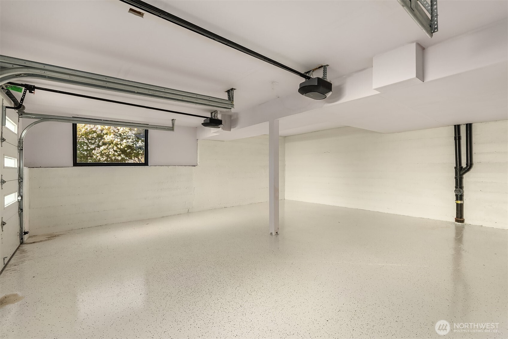 2032 123rd Avenue SE, Bellevue, WA 98005