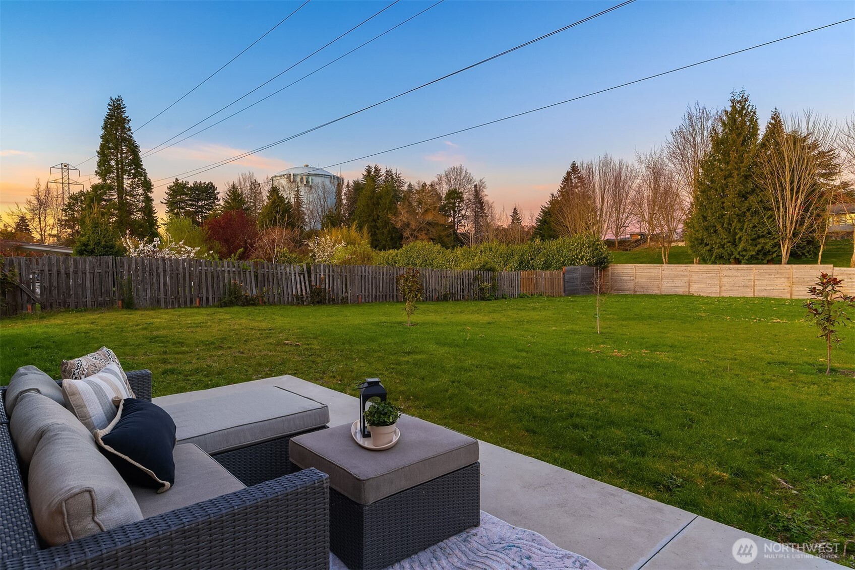 2032 123rd Avenue SE, Bellevue, WA 98005