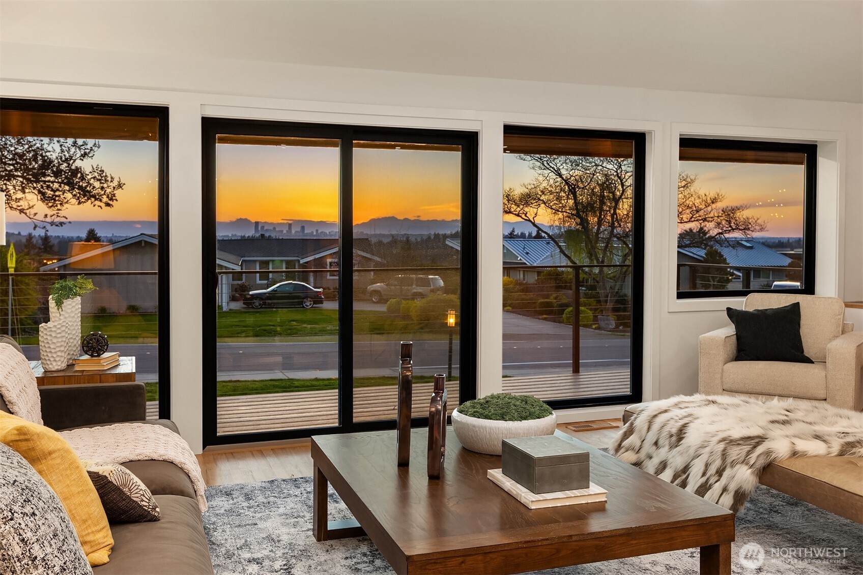 2032 123rd Avenue SE, Bellevue, WA 98005