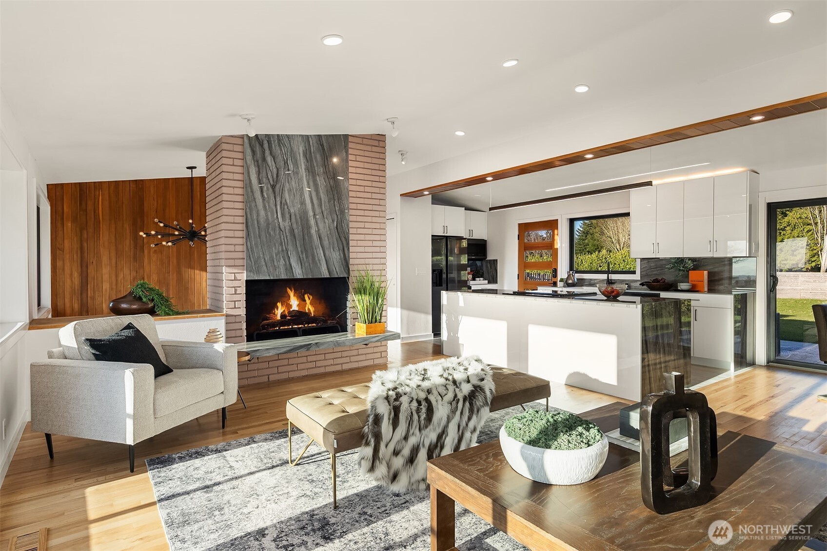 2032 123rd Avenue SE, Bellevue, WA 98005