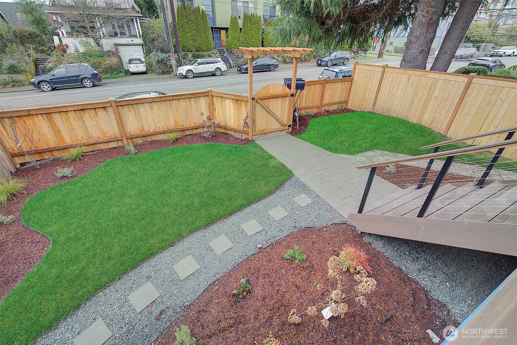 7008 Linden Avenue N, Seattle, WA 98103
