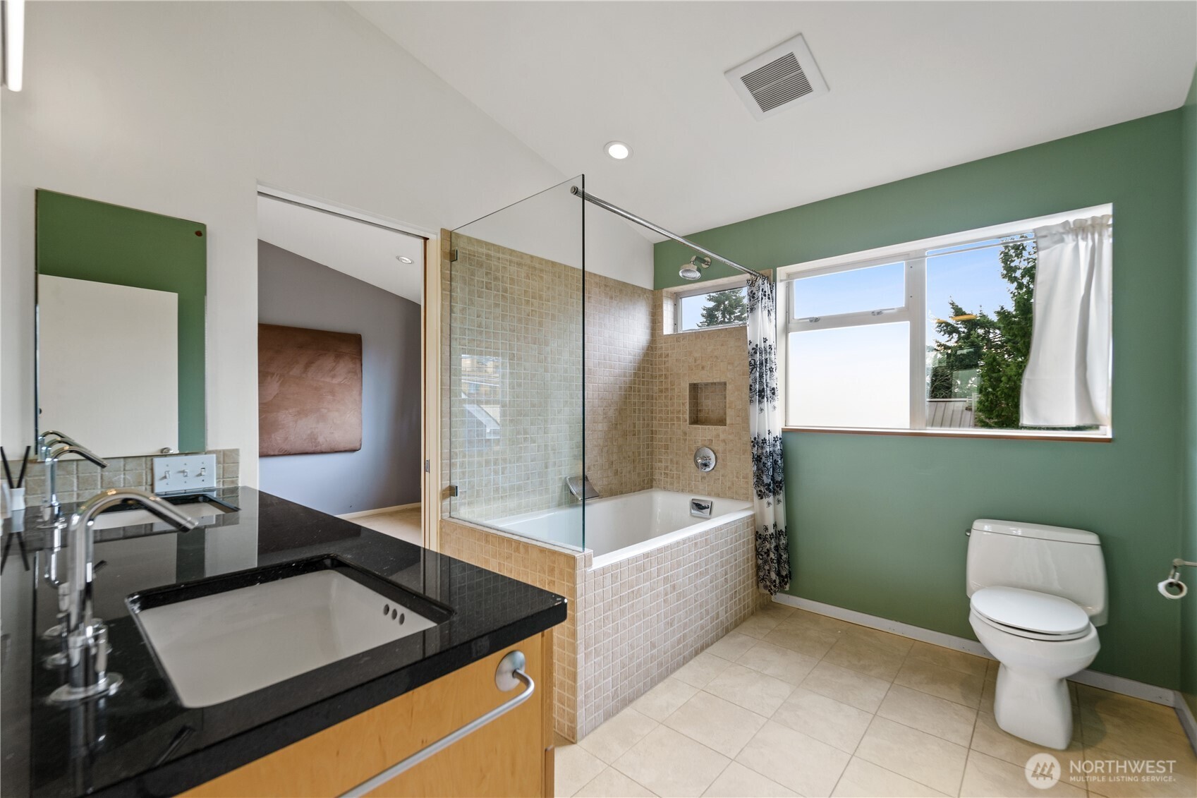 3113 NE 65th Street , Seattle, WA 98115