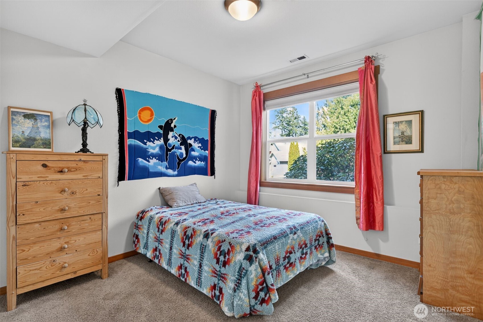12295 15th Avenue SW, Burien, WA 98146-2646