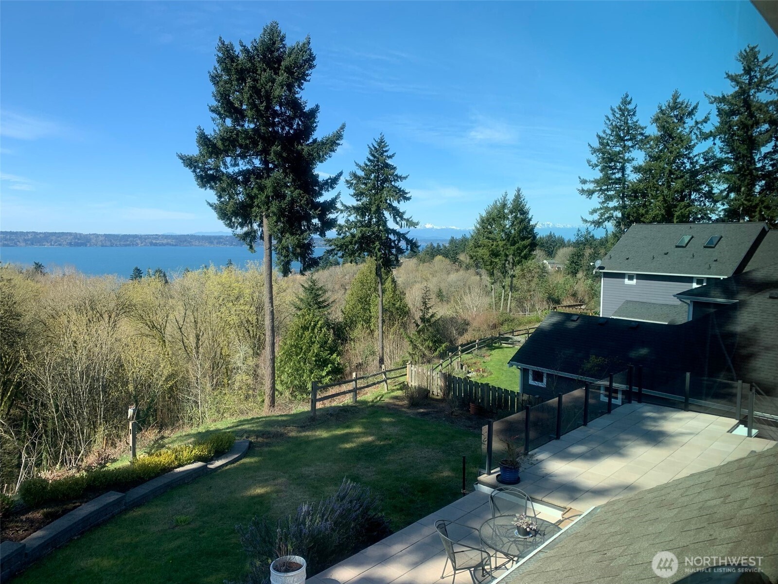 12295 15th Avenue SW, Burien, WA 98146-2646