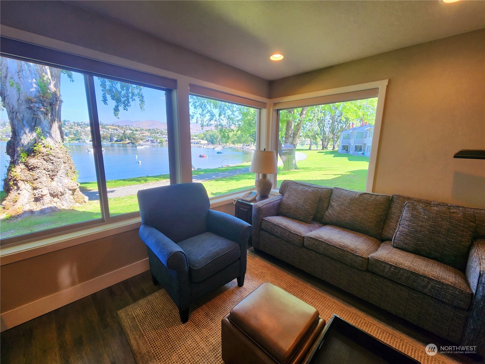 1 Beach 565-P , Manson, WA 98831