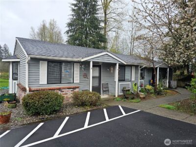 406 E Pioneer Street #D, Granite Falls, WA 98252